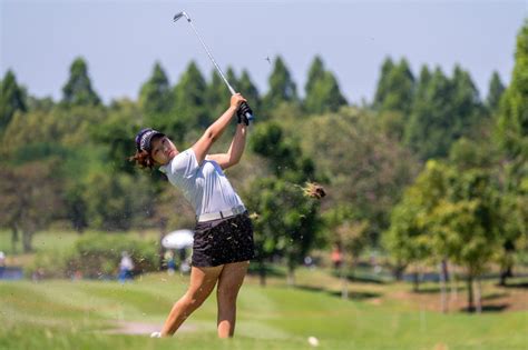 Mizuki Hashimoto Moves Into The Lead At The Womens Amateur Asia