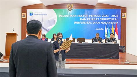 pelantikan rektor universitas dian nusantara periode