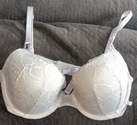 Victorias Secret D Nude Lace Bra Worn Once Euc Gem