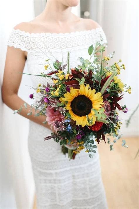 Fall Wedding Bouquets That Epitomize Autumn Style Fall Wedding