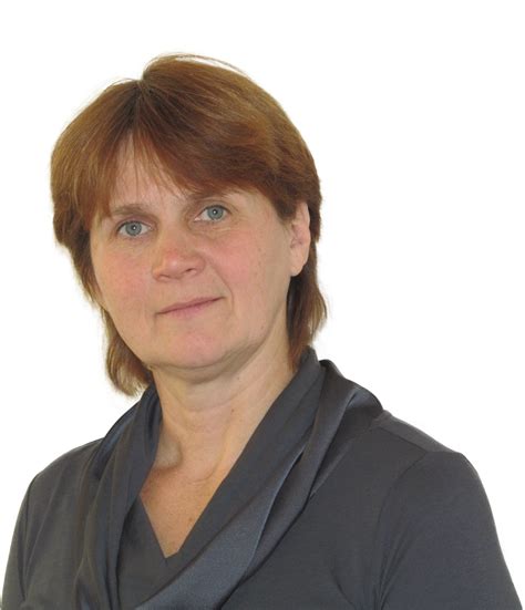 Amazon.com: Emily Walters: books, biography, latest update