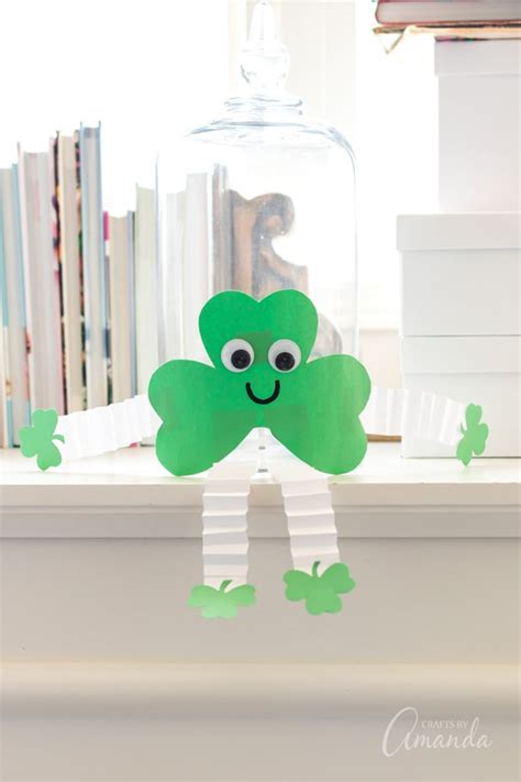 Shamrock Man Tutorial Crafts By Amanda St Patrick S Day Crafts