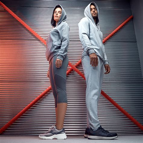 İn Street on Behance