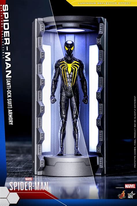 Homem Aranha Ganha Mini Hall De Uniformes Pela Hot Toys Universo Marvel