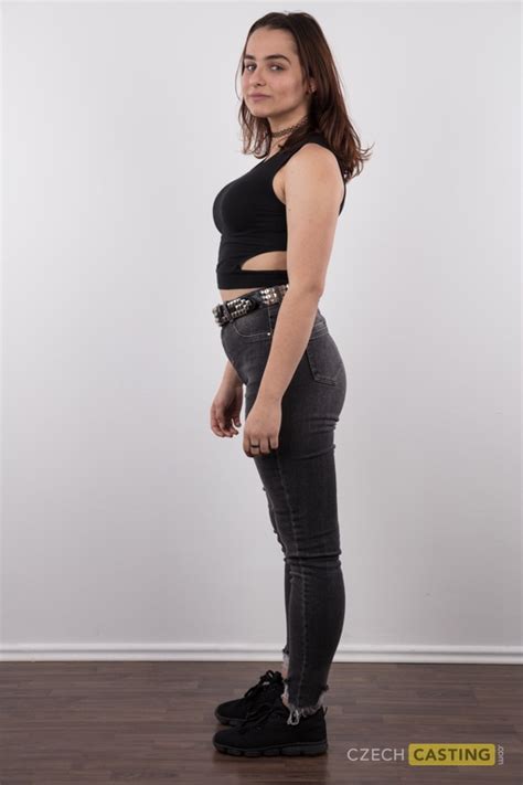 Chubby Girl Marie Wears A Choker While Getting Naked For The First Time CoedCherry