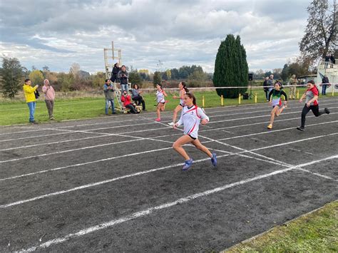 Revive Los Mejores Momentos Del Campeonato Interescolar De Atletismo Lyc E Claude Gay Osorno