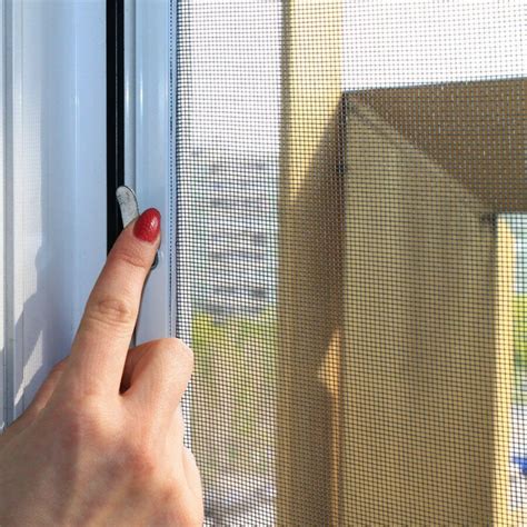 Москитные сетки в проем окна