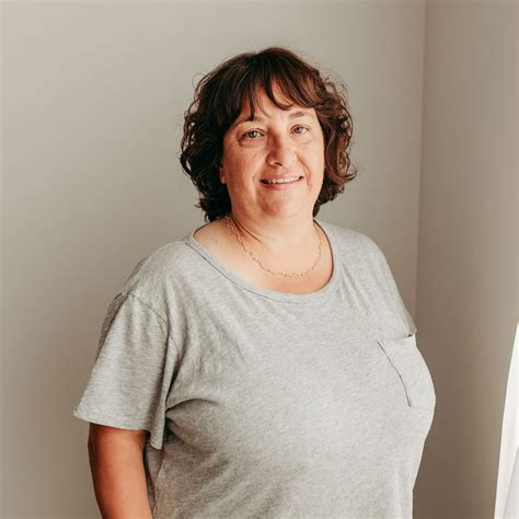 Experts explain the name diane and its historical roots 4