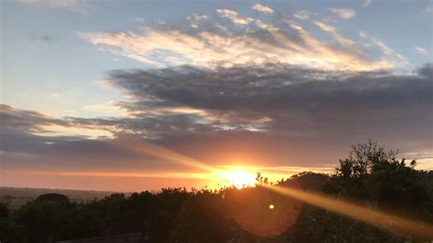 La Comunitat Amanece Con Intervalos De Nubes En Una Jornada En La Que