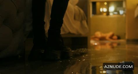 ESCUPIRE SOBRE SUS TUMBAS NUDE SCENES AZNude