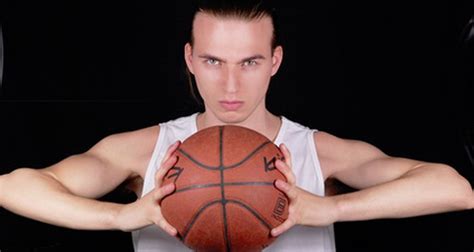 Quais são os tipos de rebote de basquete Leia aqui o que é uma