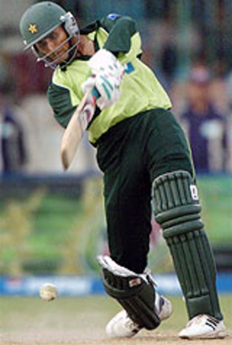 Inzamam Ul Haq Is Bowled By Lakshmipathy Balaji ESPNcricinfo