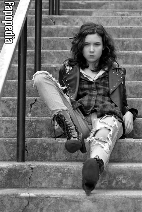 Diana Azalea Jeanette Nude Leaks Photo 4456032 Fapopedia