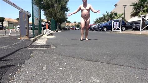 Walking Around Town Naked Pornhub Gay