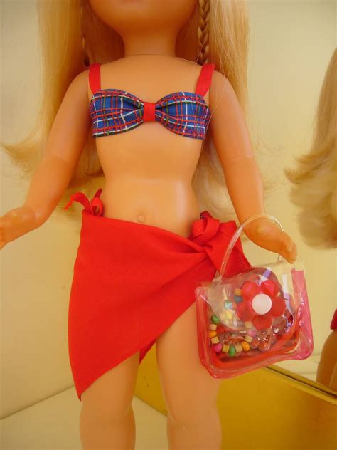 La Biblioteca Silvestre Bikini En Septiembre