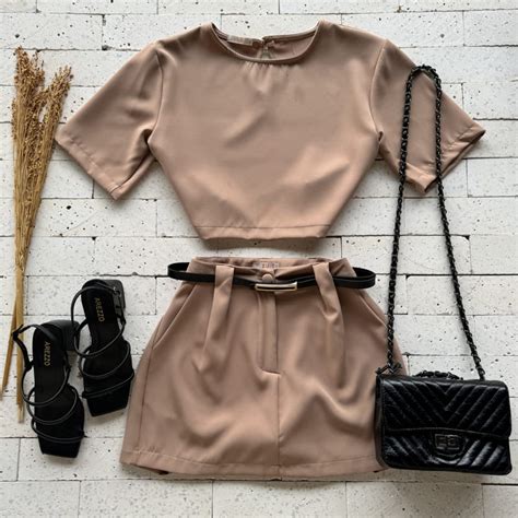 Conjunto Alfaiataria Cropped E Short Saia Cinto Fino Nude Dondoca Moda Feminina
