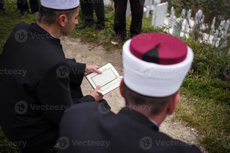 quran holy book reading by imam on islamic funeral 10698285 Stock Photo ...