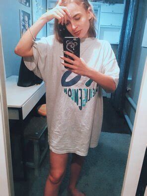 Elizzzzz123 Russian Or Ukrainian VSCO Chick Uploaded Nudes Vsco5f85f11ad85cb Porn Pic