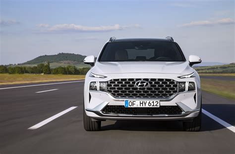 Hyundai Santa Fe 2023 Facelift Bakal Dilancarkan Kelak Unit CKD Careta