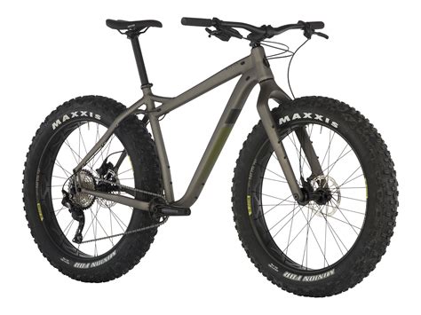 Salsa 2019 Fatbikes, Beargrease, and Kingpin Fork - BIKEPACKING.com