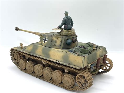 MMZ Pz Kpfw III IV Auf Einheitsfahrgestell 1 35 Hobbyboss