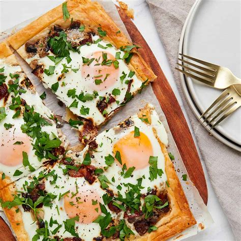 Puff Pastry Breakfast Tart With Bacon And Eggs Casual Epicure