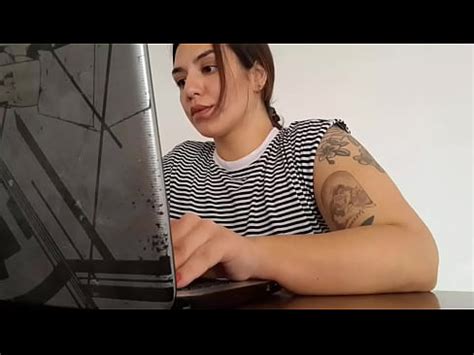 Carla Farting While Working XVIDEOS