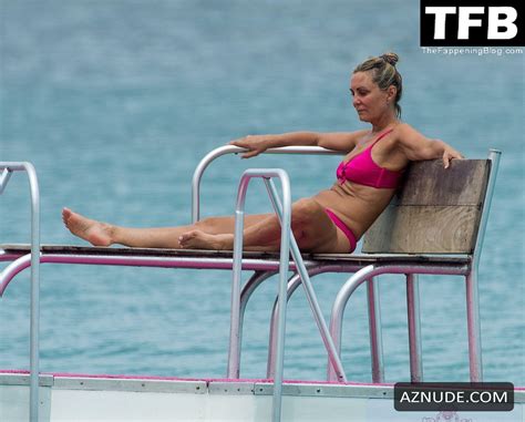 Donna Derby Sexy Seen Flaunting Her Body Wearing A Bikini At The Beach In Barbados With Bradley