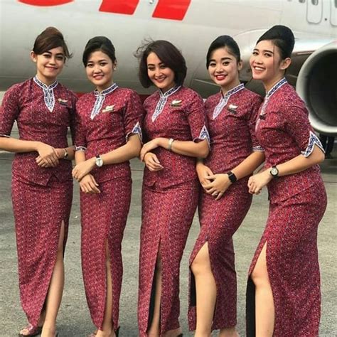 Seragam Pramugari Batik Air Terbaru - Renunganku