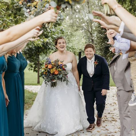 Lesbian Wedding Suits LGBTQ Tuxedos Wedding Attire