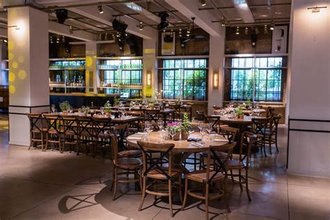 An Awesome Gay Jewish Wedding At Cultura Tel Aviv Israel Smashing