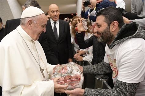 Il Papa Bi Kliem Ta Tama G All Vittmi Tat Terremoti Fl Italja Newsbook