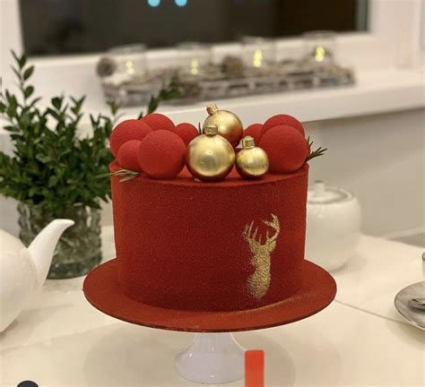 Красный торт | Оригинальные торты, Новогодние десерты, Красивые торты