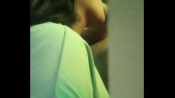 UNIVERSITARIA LE ENCANTA MAMARSELA A SUS COMPAÑEROS DE CLASE XVIDEOS