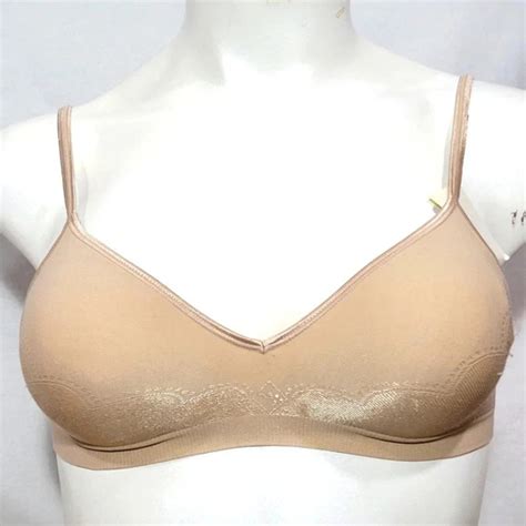Hanes Intimates Sleepwear Hanes Hc89 Comfort Flex Fit Wirefree Bra Nude Poshmark