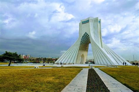 The History Of Azadi Tower Tehrans Iconic Landmark Eavartravel