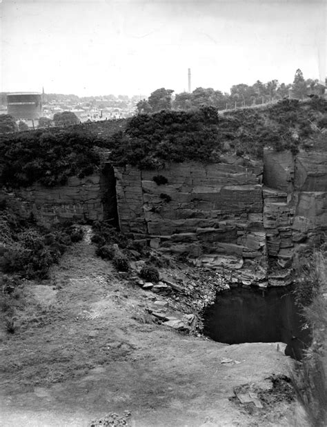 Online archives will store Dundee deaths courier 26