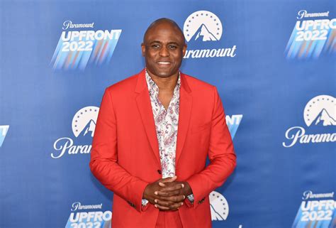 Wayne Brady Net Worth 2024: What Is The Comedian Worth? - TGM Radio