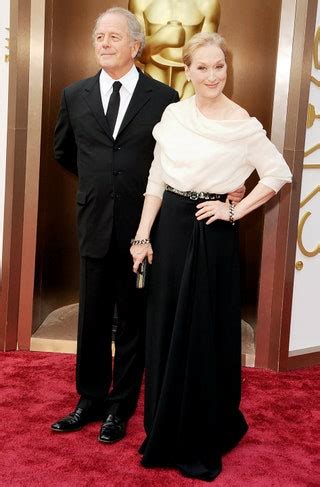 Photos: Meryl Streep’s Oscar Dresses, Ranked | Vanity Fair