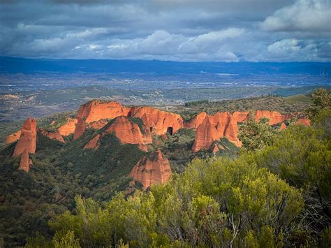 Discover Spain's Hidden Gems - BEA ADVENTUROUS