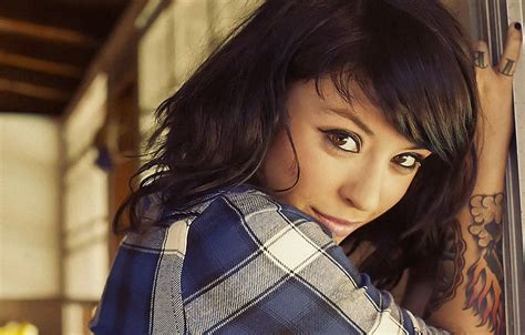 Wallpaper Look Girl Face Brunette Tattoo Girl Face Carrina For Mobile And Desktop