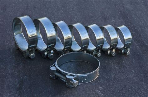 Хомут силовой одноболтовый. Особенности и характеристики изделия