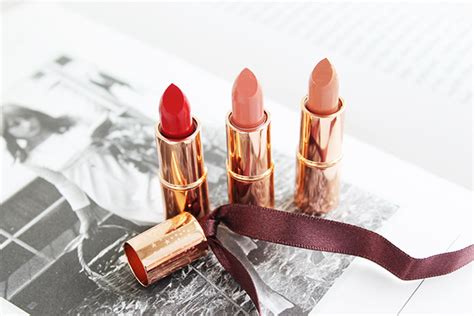 Set Son Hot T I N I C N Ng N O C Ng S N U C T Ng