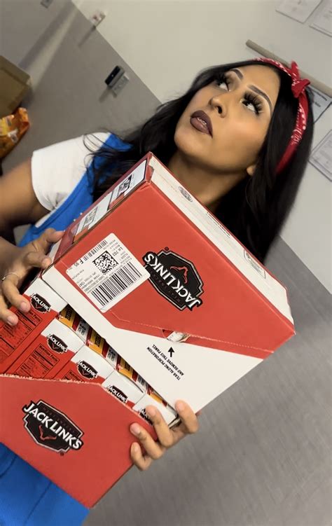 Latina With Silky Hair Braces Nice Ass Gifs Capped Twice Tight Jeans Forum