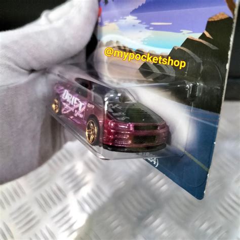 Reserved Hot Wheels Nissan Skyline Gt R Bnr R Burgundy Hotwheels Road Trippin