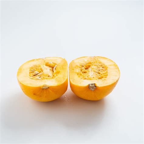 How To Cut Spaghetti Squash Easy Fast Method