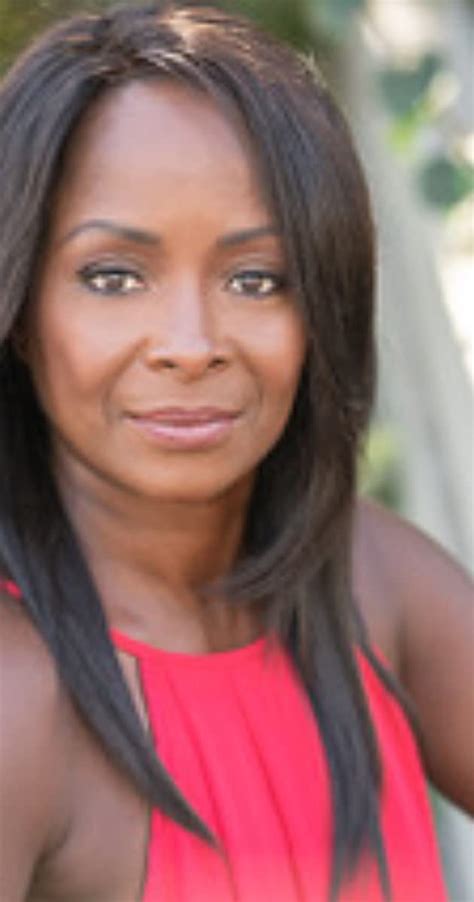 Crystal R. Fox - Biography, Height & Life Story | Super Stars Bio