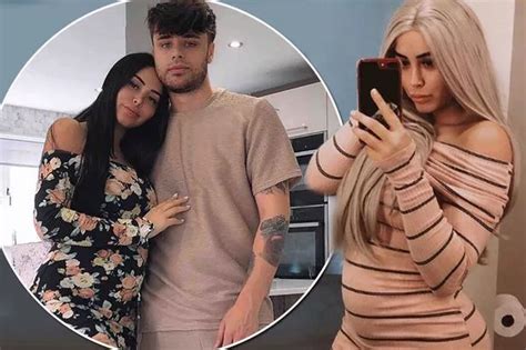 Pregnant Marnie Simpson Poses Half Naked To Reveal Week Baby Bump Daily Record