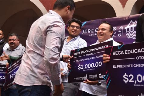 JuventudEsGTO otorga becas a estudiantes del municipio de Jerécuaro