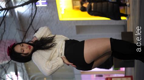 Girl S Ontap I M So Hot Momoland Youtube